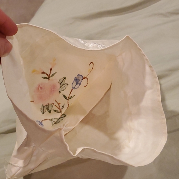 Vintage handmade embroidered pouch - Picture 4 of 5